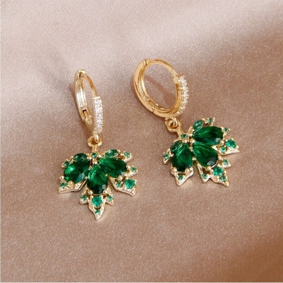 Jeweled Maple Leaf Green Diamond Gem Gold Hoop Dainty Luxury Gift Mini Earrings - Picture 1 of 4